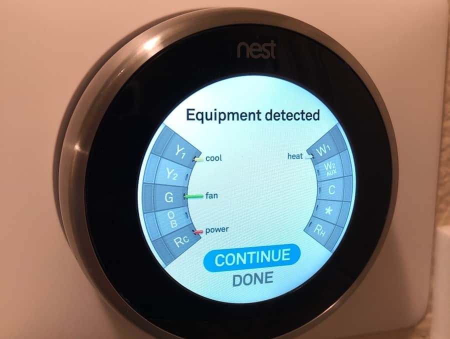 Nest thermostat with equipment detection screen