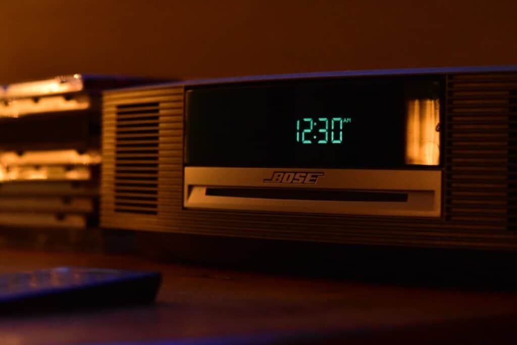 bose speaker displaying time