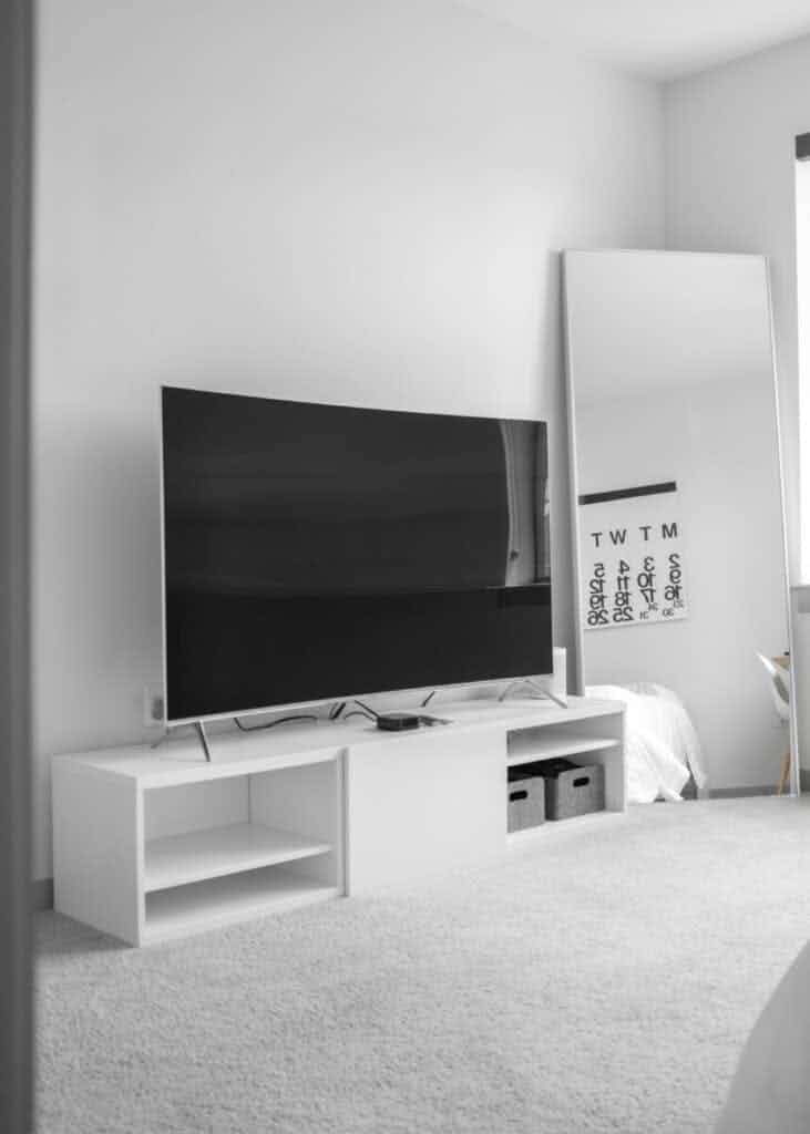 tv in white living room