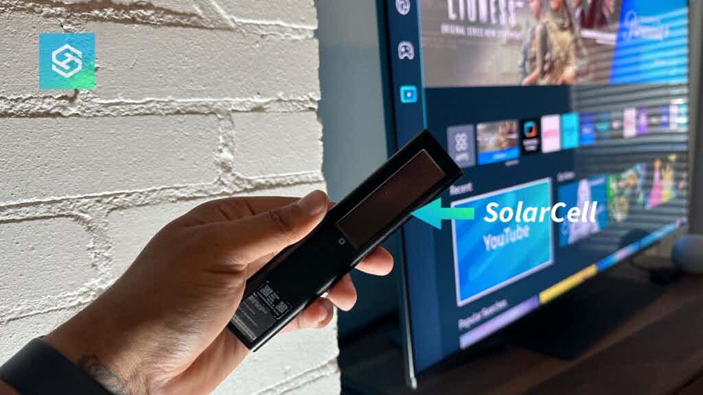 Samsung solarcell remote in hand