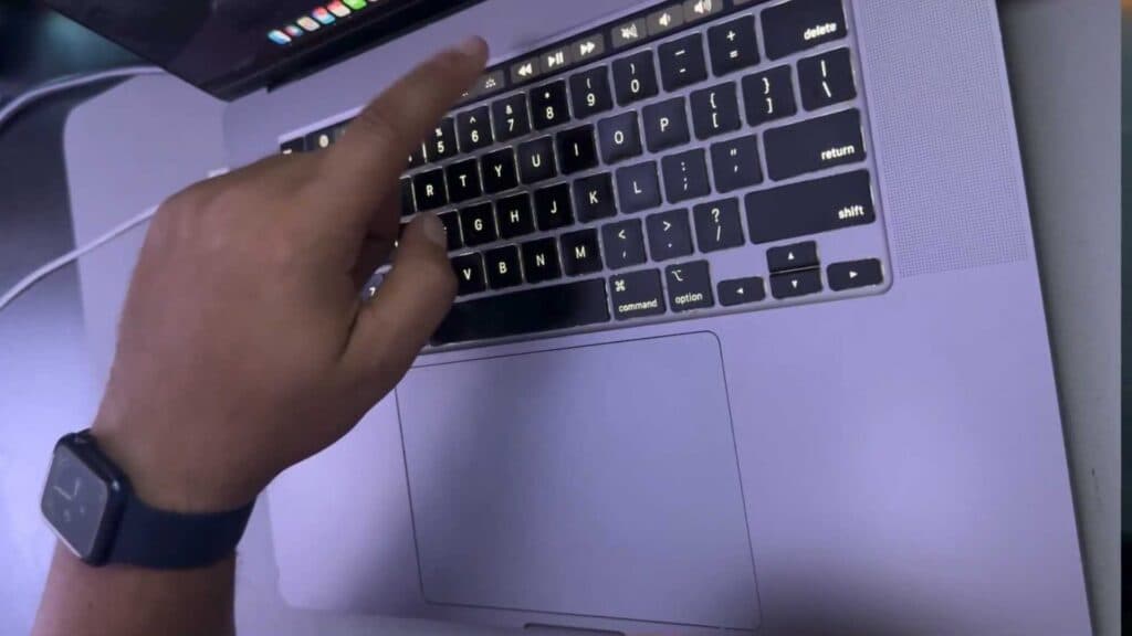 How to Adjust Keyboard Backlight Brightness on a Mac