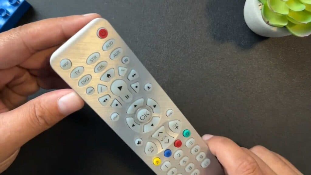 _How to Troubleshoot and Reset a Philips Universal Remote Control