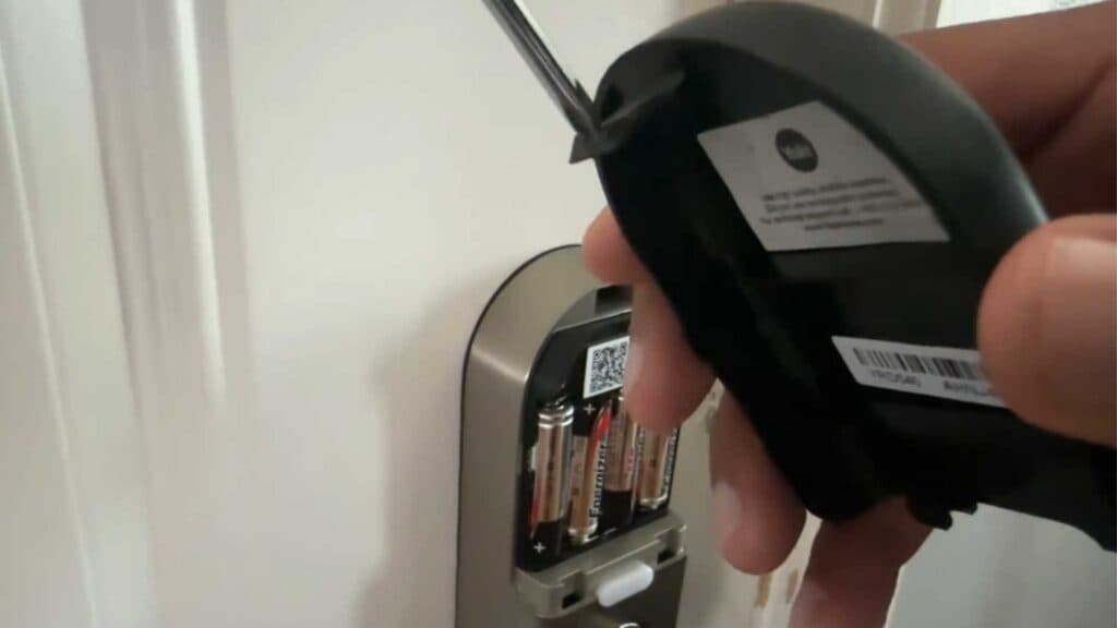 _Change Nest Google x Yale deadbolt batteries