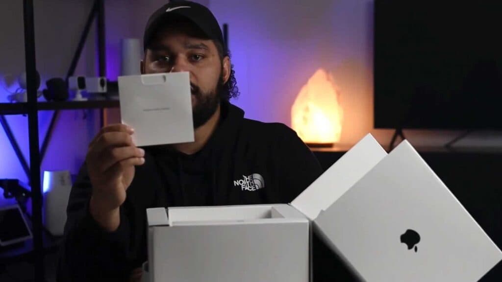 _Mac Studio Unboxing. What it does and doesn't come with