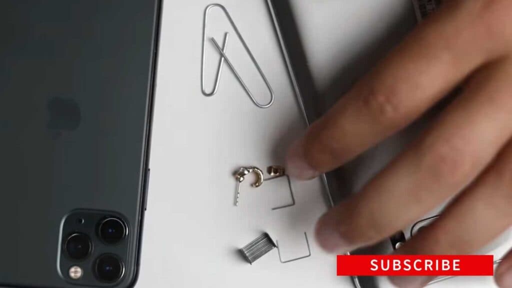 _How to remove a phone SIM card without the tool